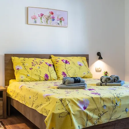 Vanda Villa *